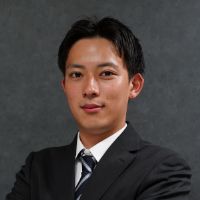 横川 穣羽